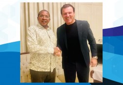 Fabio Bargiacchi meeting the former President of Tanzania, Jacaya Kikwete