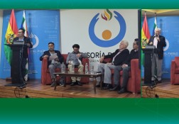 ECES participe au Forum sur la démocratie en Bolivie